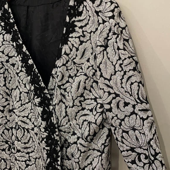 70's Wrap Dress - Picture 2 of 15